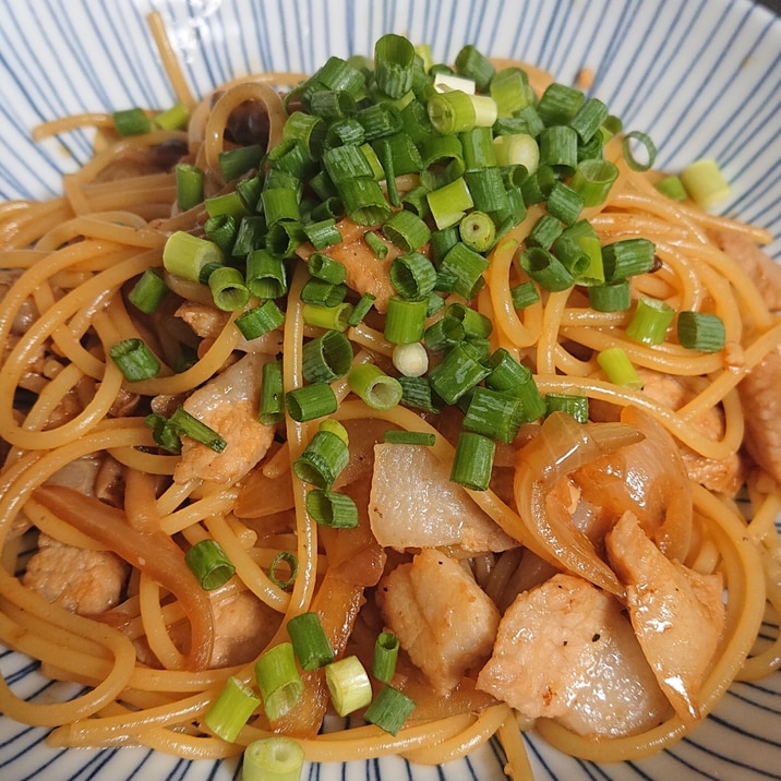 豚トロの醤油パスタ！